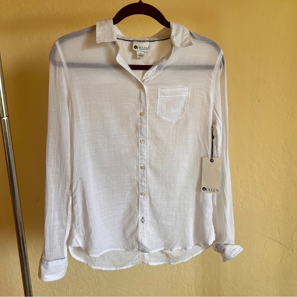 NWT STYLUS Sheer Lightweight Long Sleeve Buttonup